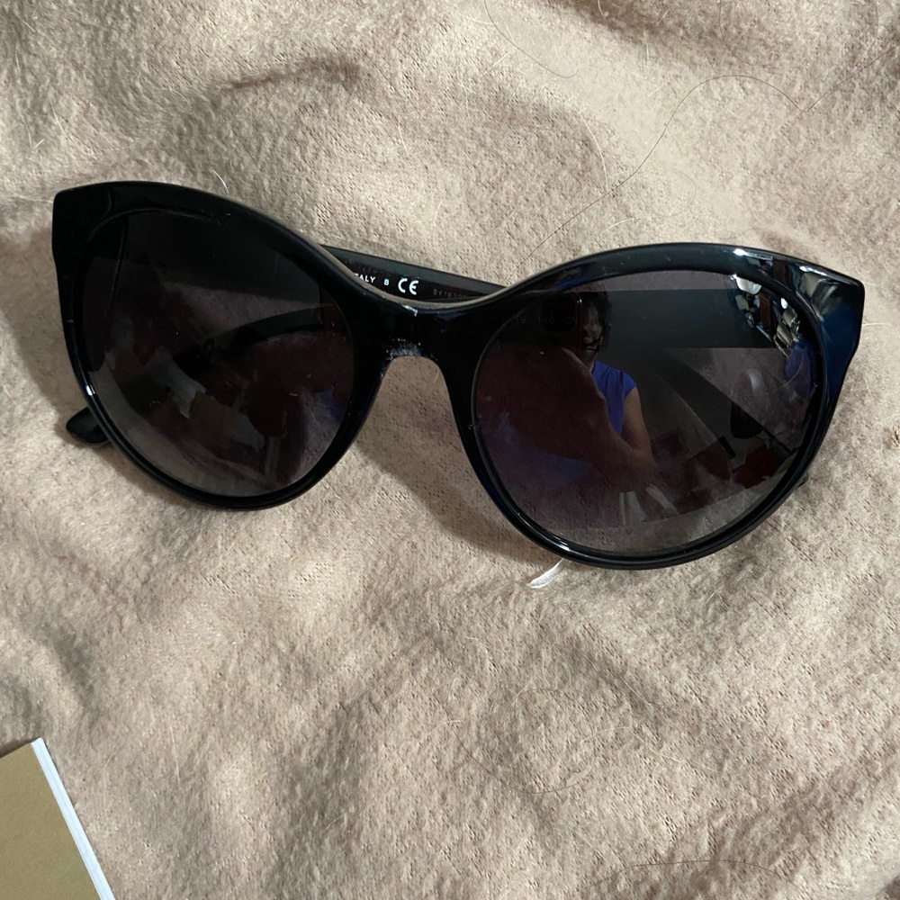 Burberry Sunglass